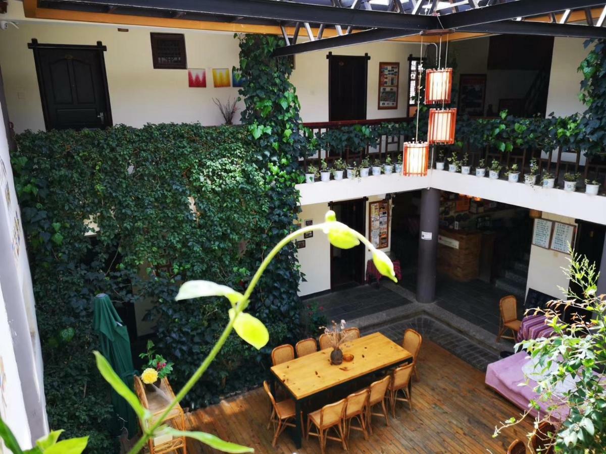 丽江束河枫叶客栈酒店 外观 照片